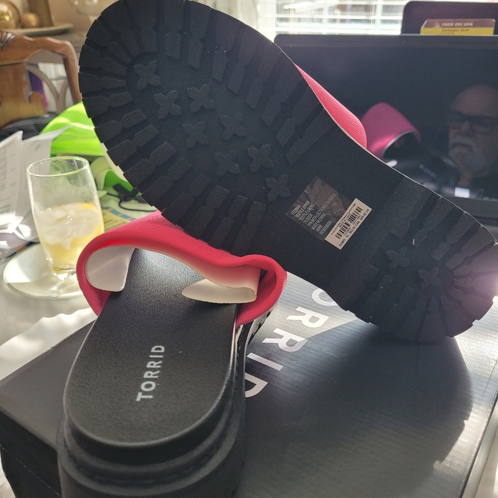 Ladies Sandals - Picture 5 of 10